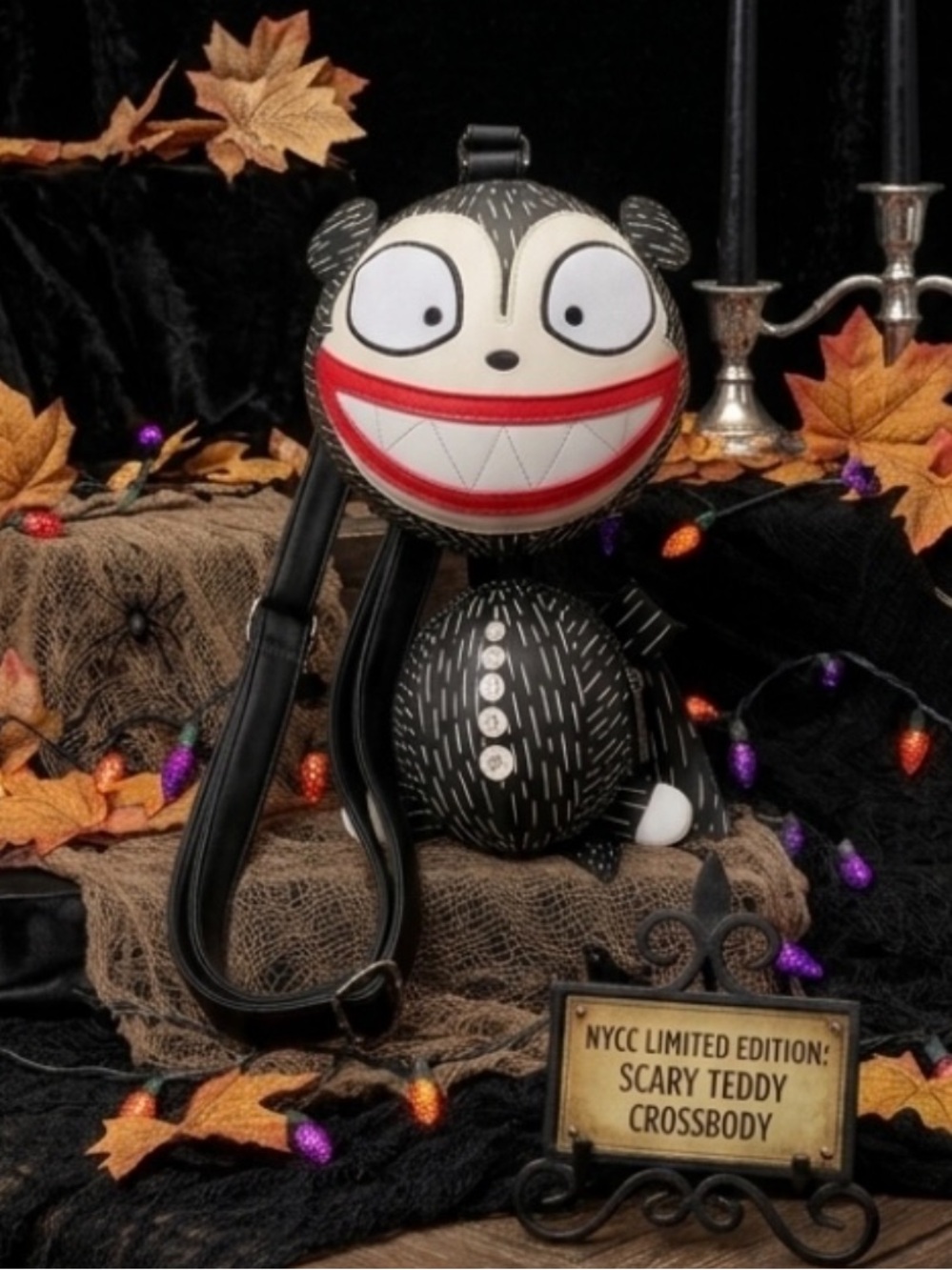 ✨NYCC Limited Edition Loungefly Vampire teddy crossbody ba